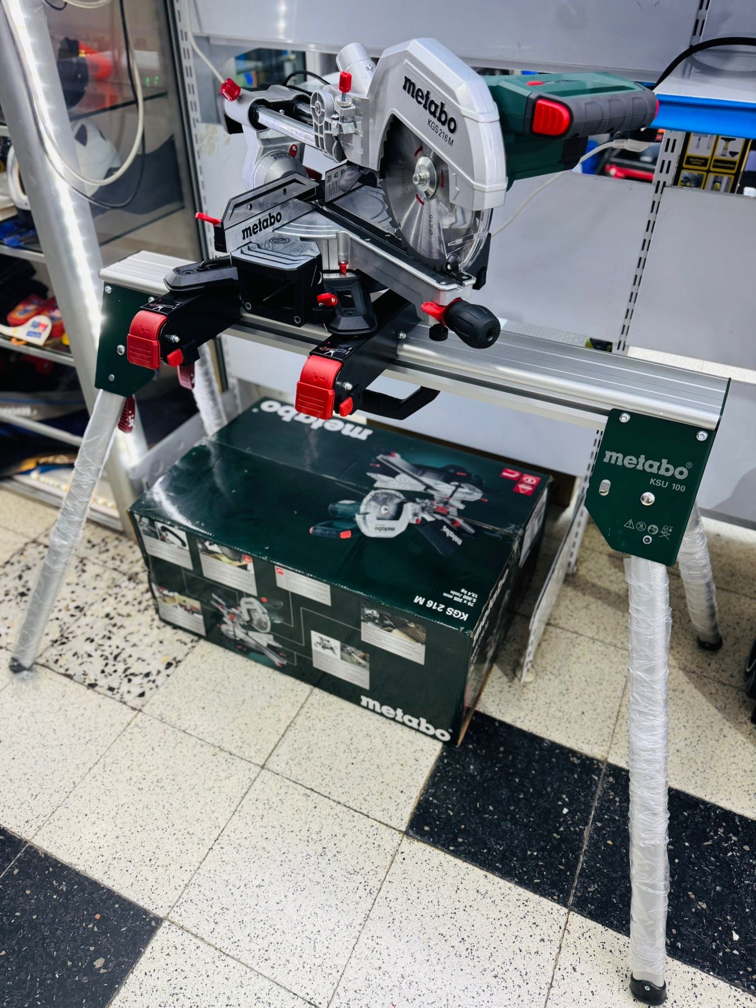 Ingletadora Metabo KS 216 M + Banco KSU 100