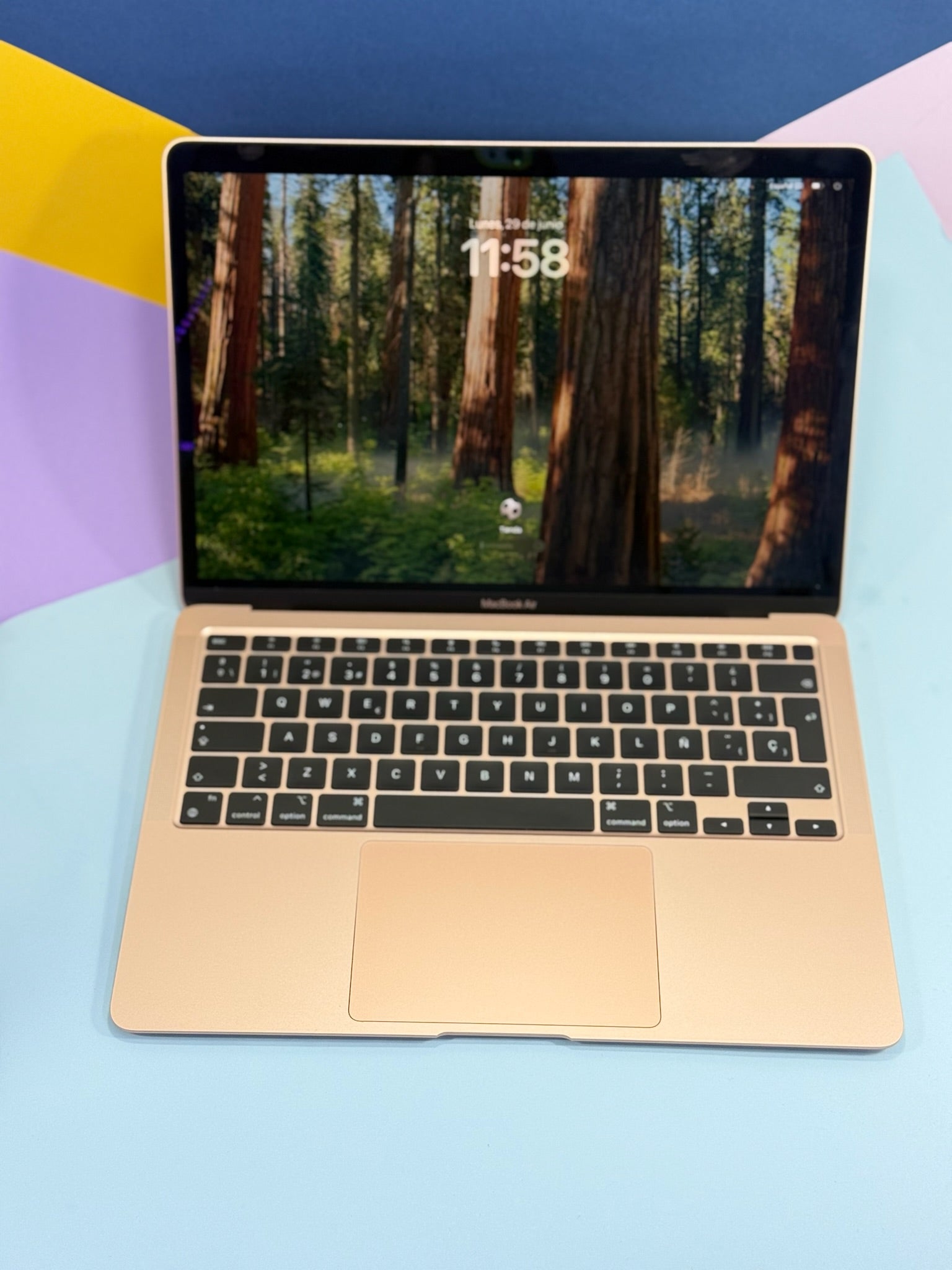 MacBook Air M1 2020 8GB RAM 256GB SSD