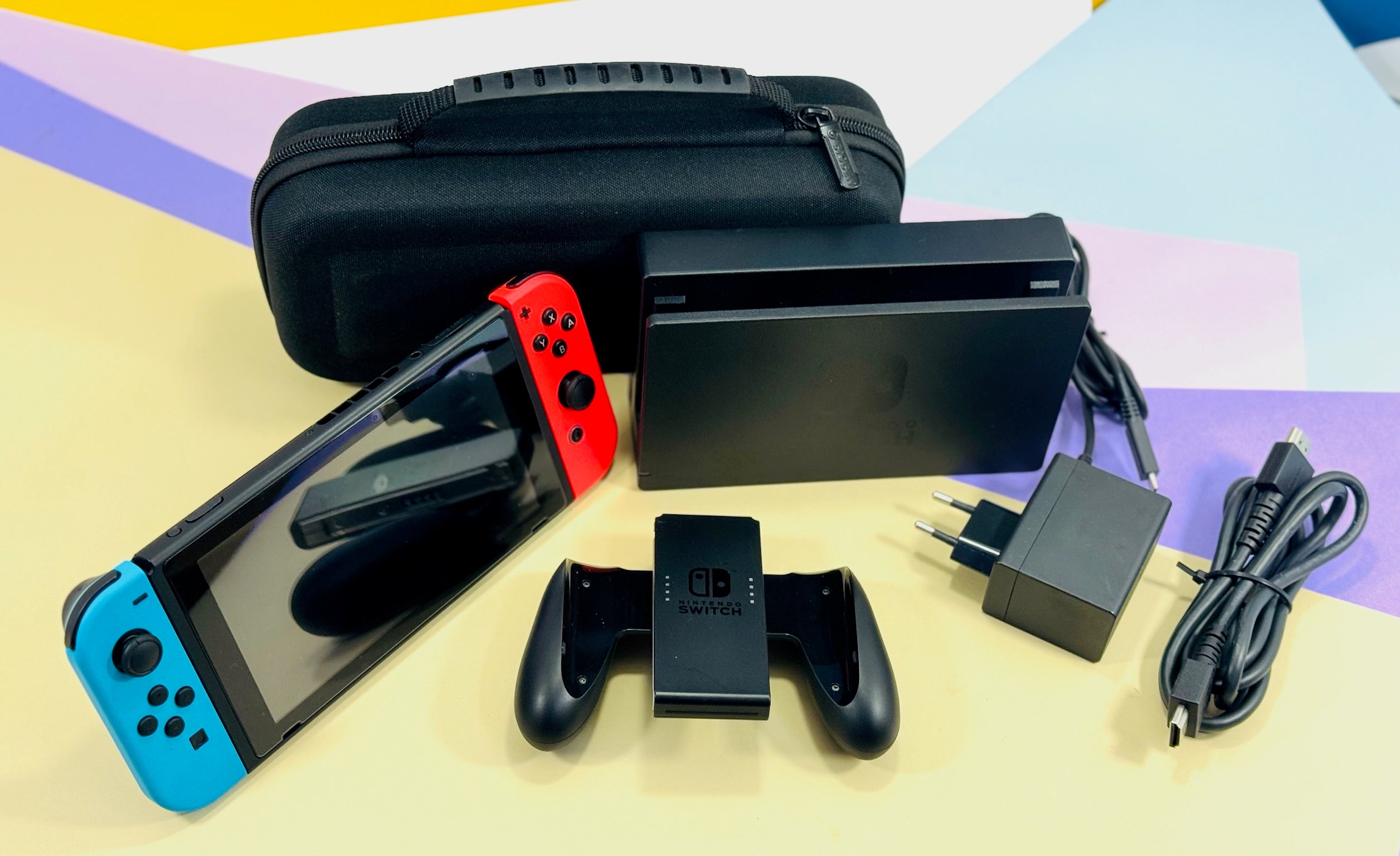 Nintendo Switch con Accesorios