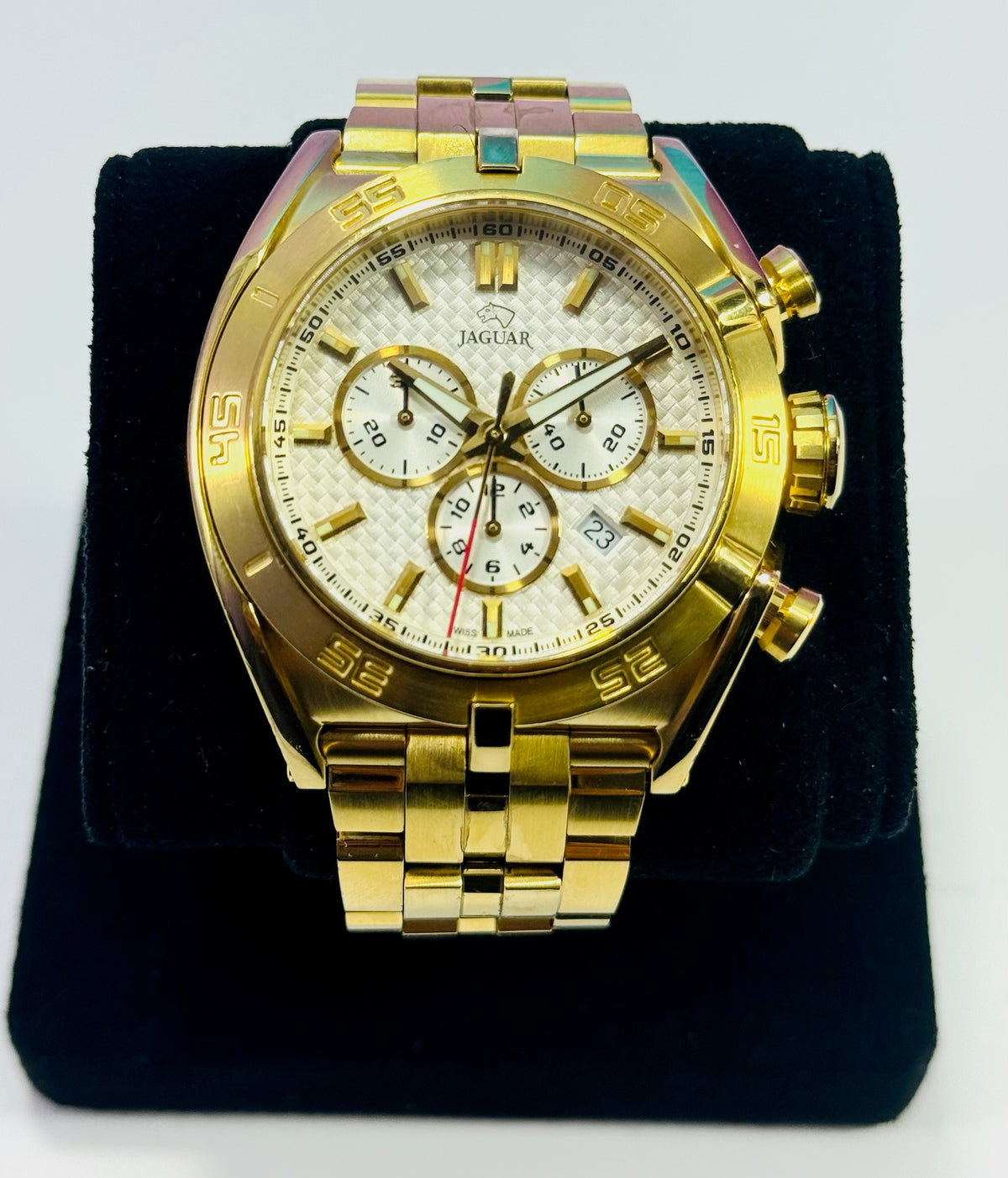 Reloj Jaguar Dorado Cronógrafo Suizo con Cristal de Zafiro