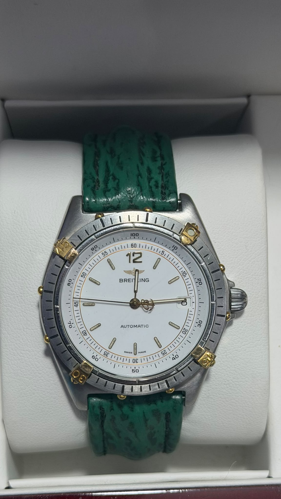 products/breitling-antares-automatic